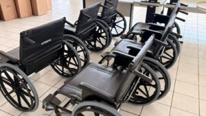 Recebimento das 6 cadeiras de rodas para as maternidades_26.11 (3)