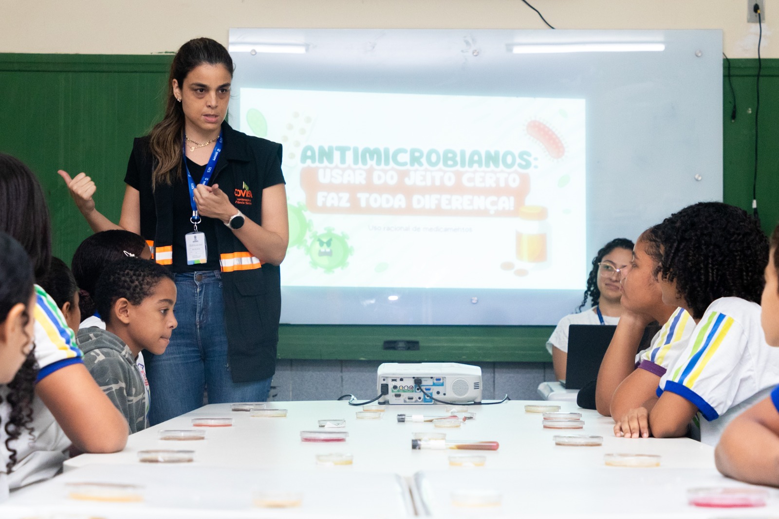 Projeto AnvisaEduca leva ações práticas de Vigilância Sanitária a estudantes da rede pública